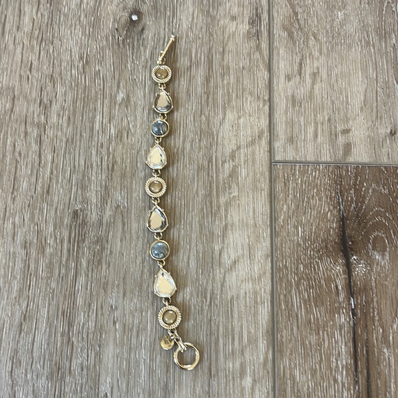 Rhinestone and stone toggle bracelet - Picture 3 of 4